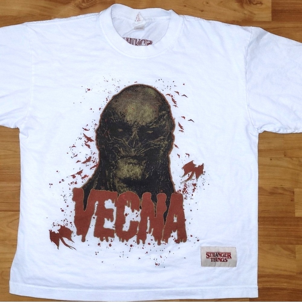 Stranger Things Vecna Horror Grunge White Graphic T-shirt, Men's Medium
